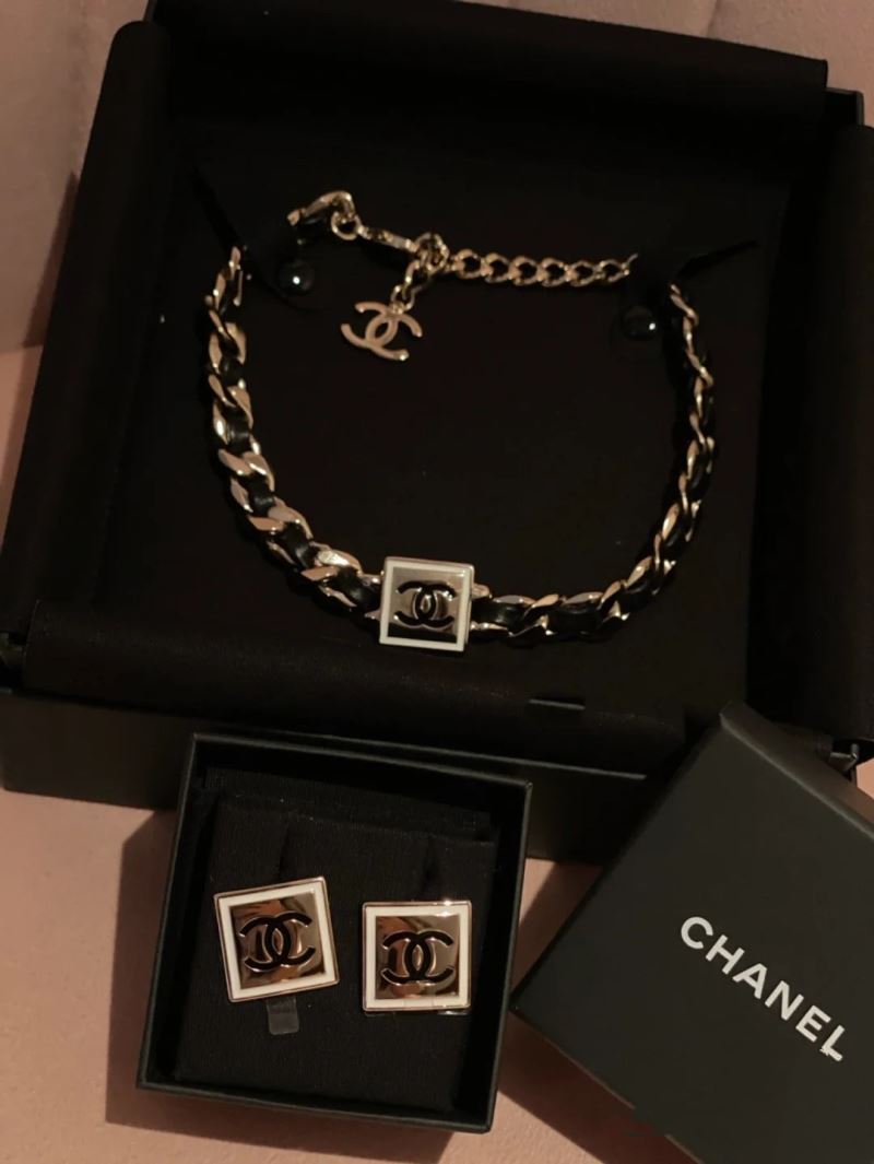 Chanel Necklaces